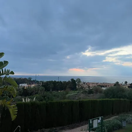 2 Bed With Amazing Views *