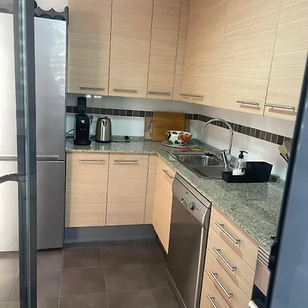 2 Bed With Amazing Views *